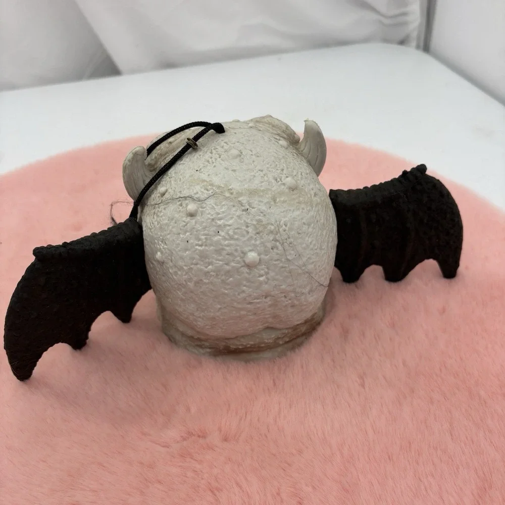 Vtg Paper Magic Group Hanging Head With‎ Bat Wings Sound Batteries